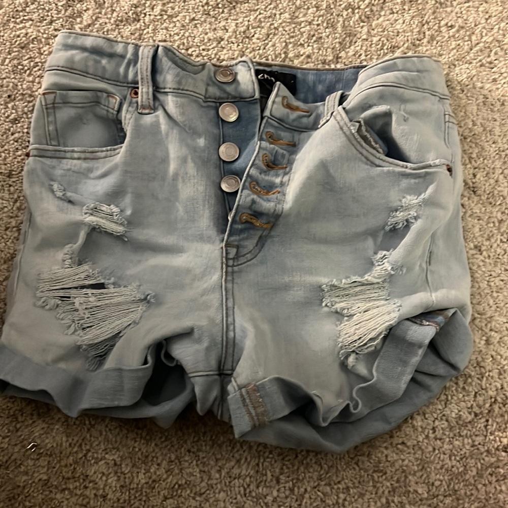 light wash jean shorts